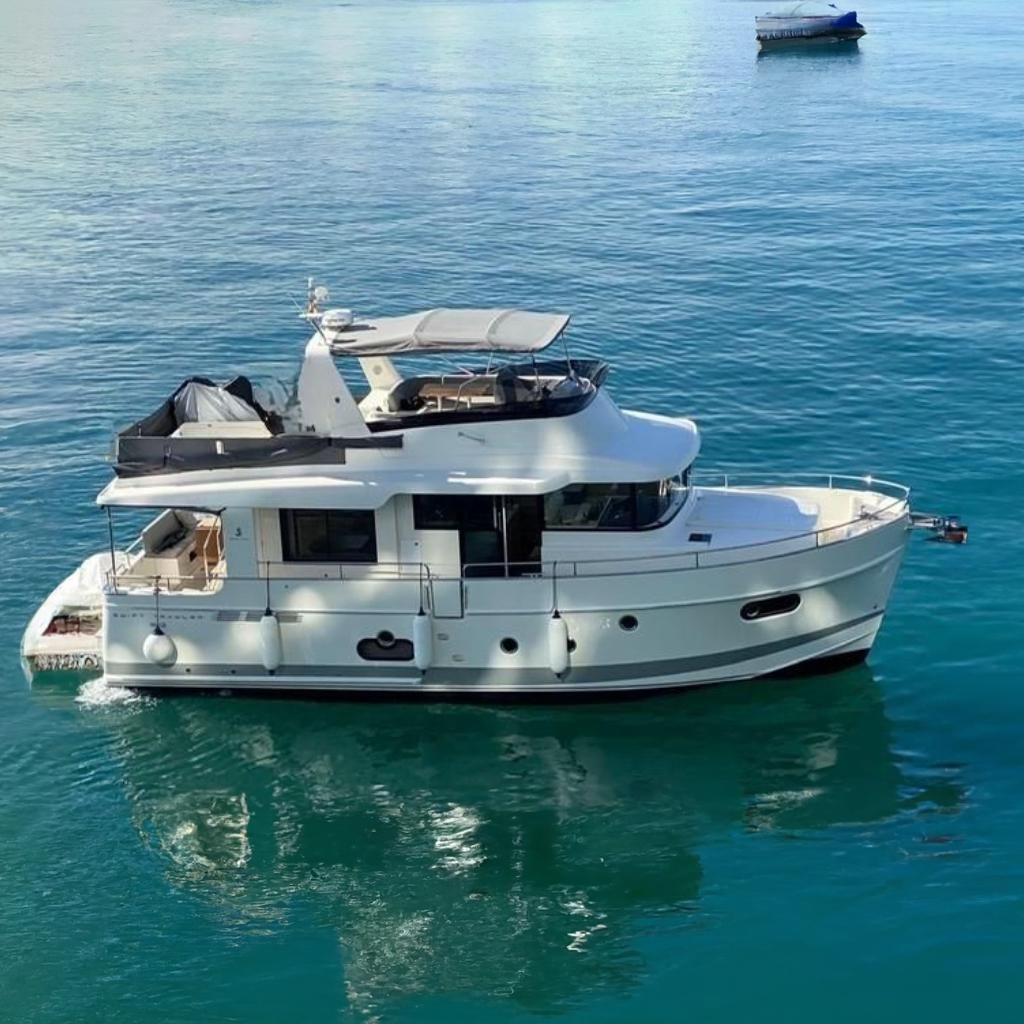 2021 Beneteau 43 