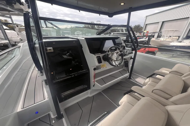 Knot Invited Yacht Photos Pics 