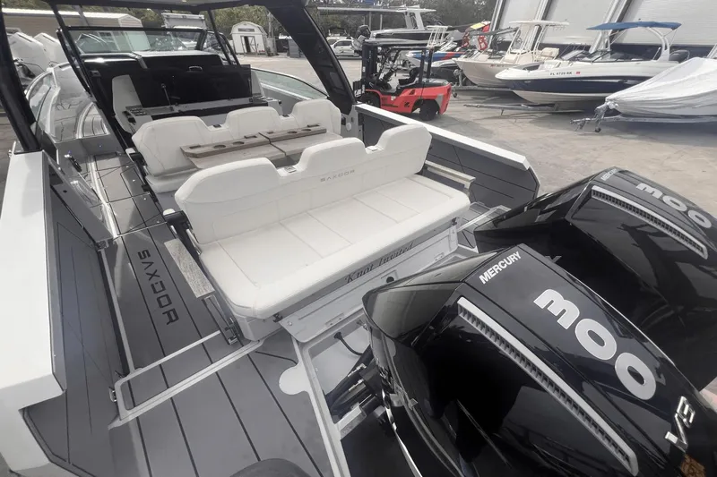 Knot Invited Yacht Photos Pics 