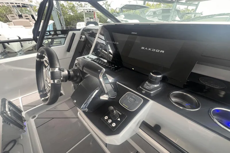 Knot Invited Yacht Photos Pics 