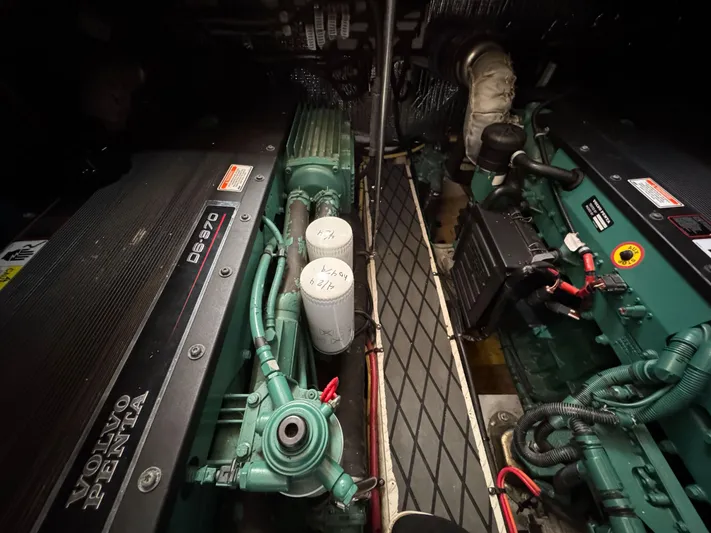 River Dawg Yacht Photos Pics 