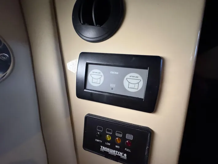 River Dawg Yacht Photos Pics 