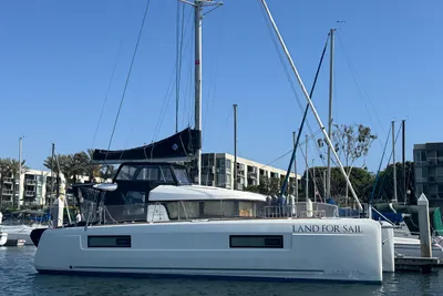 Lagoon 40