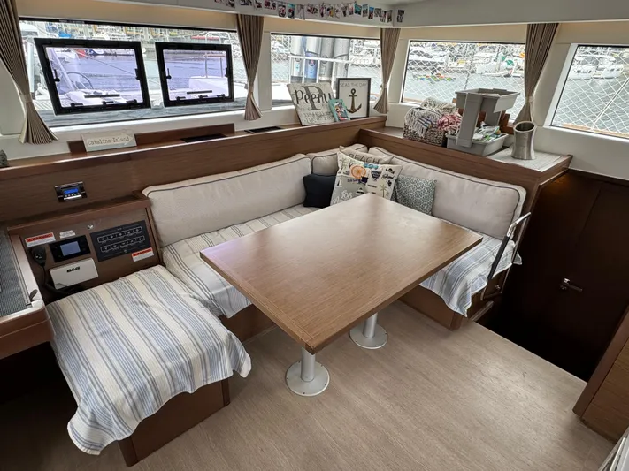 Land For Sail Yacht Photos Pics 