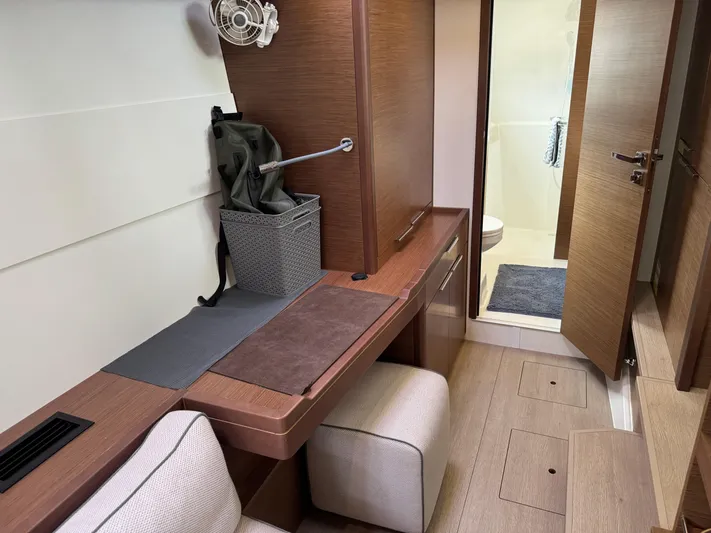 Land For Sail Yacht Photos Pics 