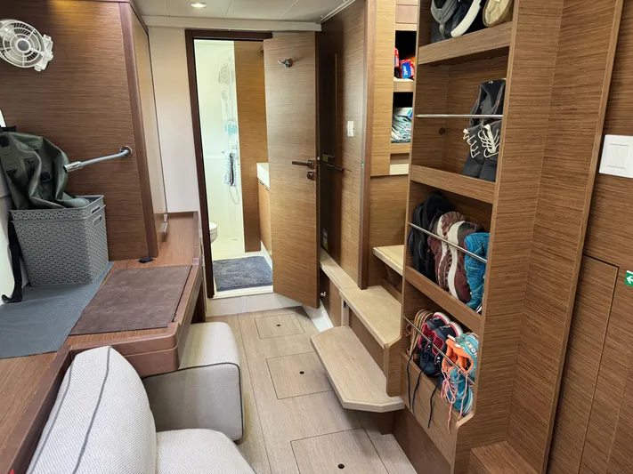 Land For Sail Yacht Photos Pics 