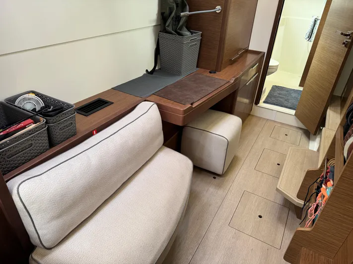 Land For Sail Yacht Photos Pics 