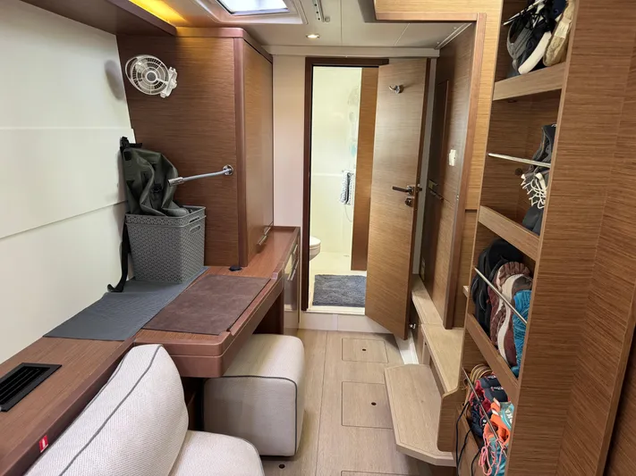 Land For Sail Yacht Photos Pics 