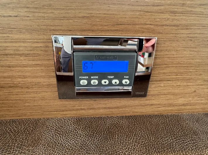 Land For Sail Yacht Photos Pics 