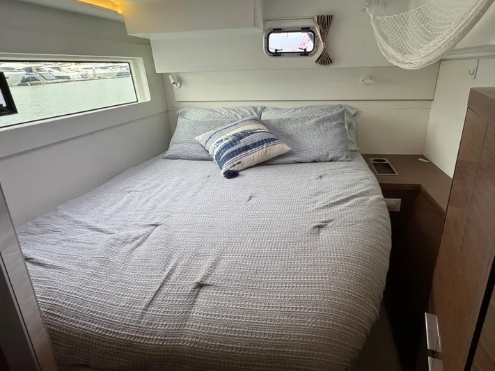 Land For Sail Yacht Photos Pics 