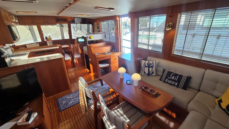 Cinsubar II Yacht Photos Pics Interior of a 1997 Grand Banks 49 Classic yacht.