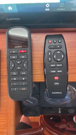 Cinsubar II Yacht Photos Pics Garmin remotes on Grand Banks 49 Classic, 1997 model.