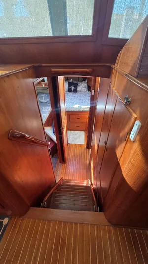 Cinsubar II Yacht Photos Pics Interior of 1997 Grand Banks 49 Classic yacht.