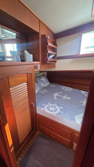 Cinsubar II Yacht Photos Pics Interior of 1997 Grand Banks 49 Classic yacht cabin.