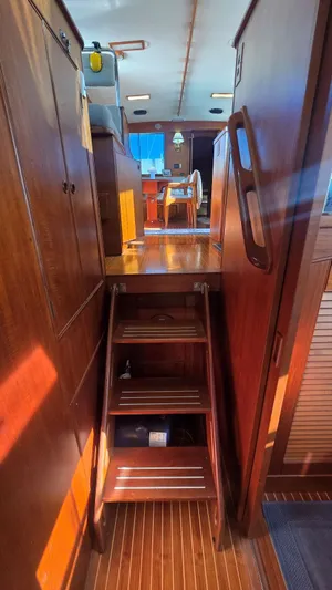 Cinsubar II Yacht Photos Pics 