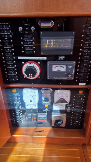 Cinsubar II Yacht Photos Pics 