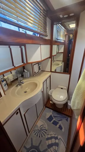 Cinsubar II Yacht Photos Pics 