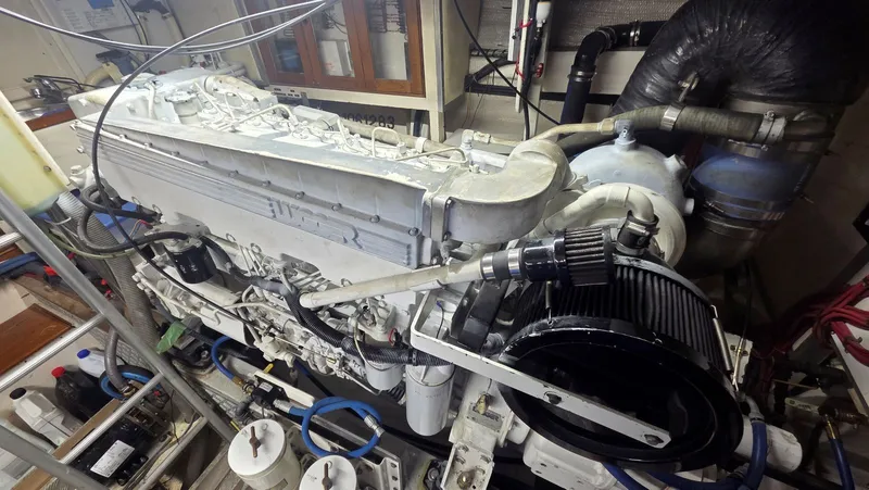 Cinsubar II Yacht Photos Pics 