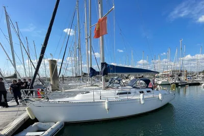 1999 Dufour 32