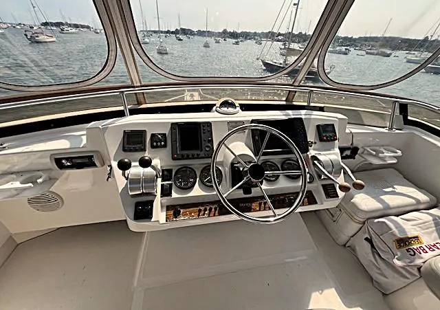 Deliberation Yacht Photos Pics 