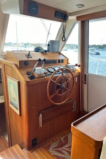 Deliberation Yacht Photos Pics 