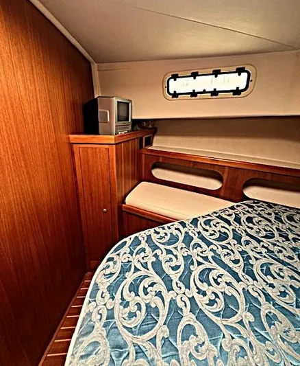 Deliberation Yacht Photos Pics 