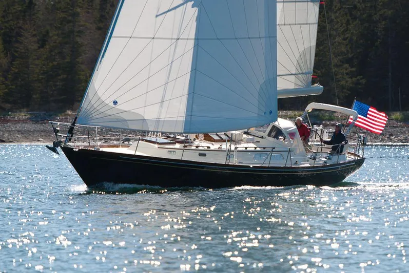 Yacht for Sale 43 Hinckley Yachts Stonington, CT