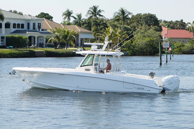 35 Boston Whaler Yacht Photos Pics Boston Whaler 35 - Port Profile