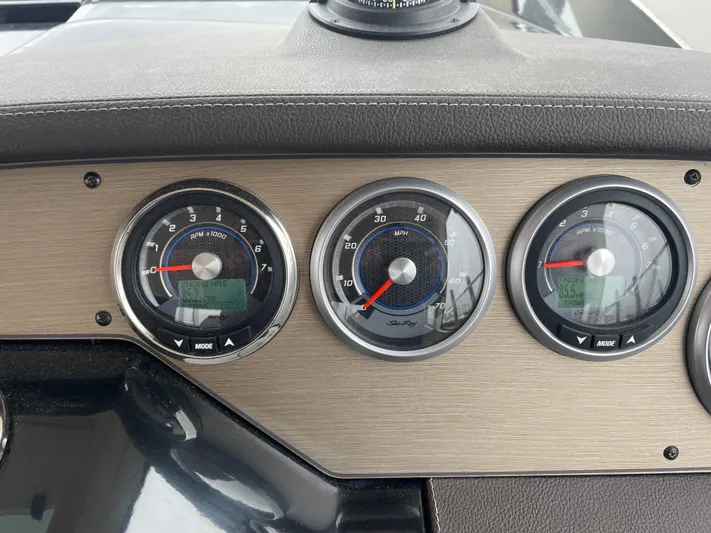 Blue Ridge Yacht Photos Pics Hour meter