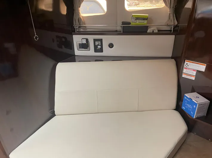 Blue Ridge Yacht Photos Pics Seating