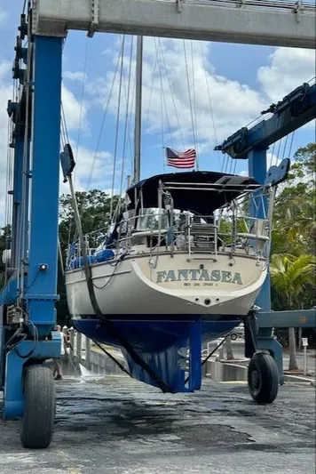 Fantasea Yacht Photos Pics 