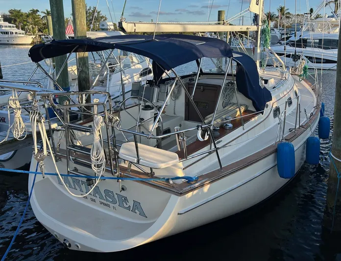 Fantasea Yacht Photos Pics 