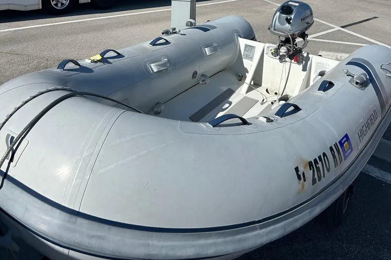 Fantasea Yacht Photos Pics 