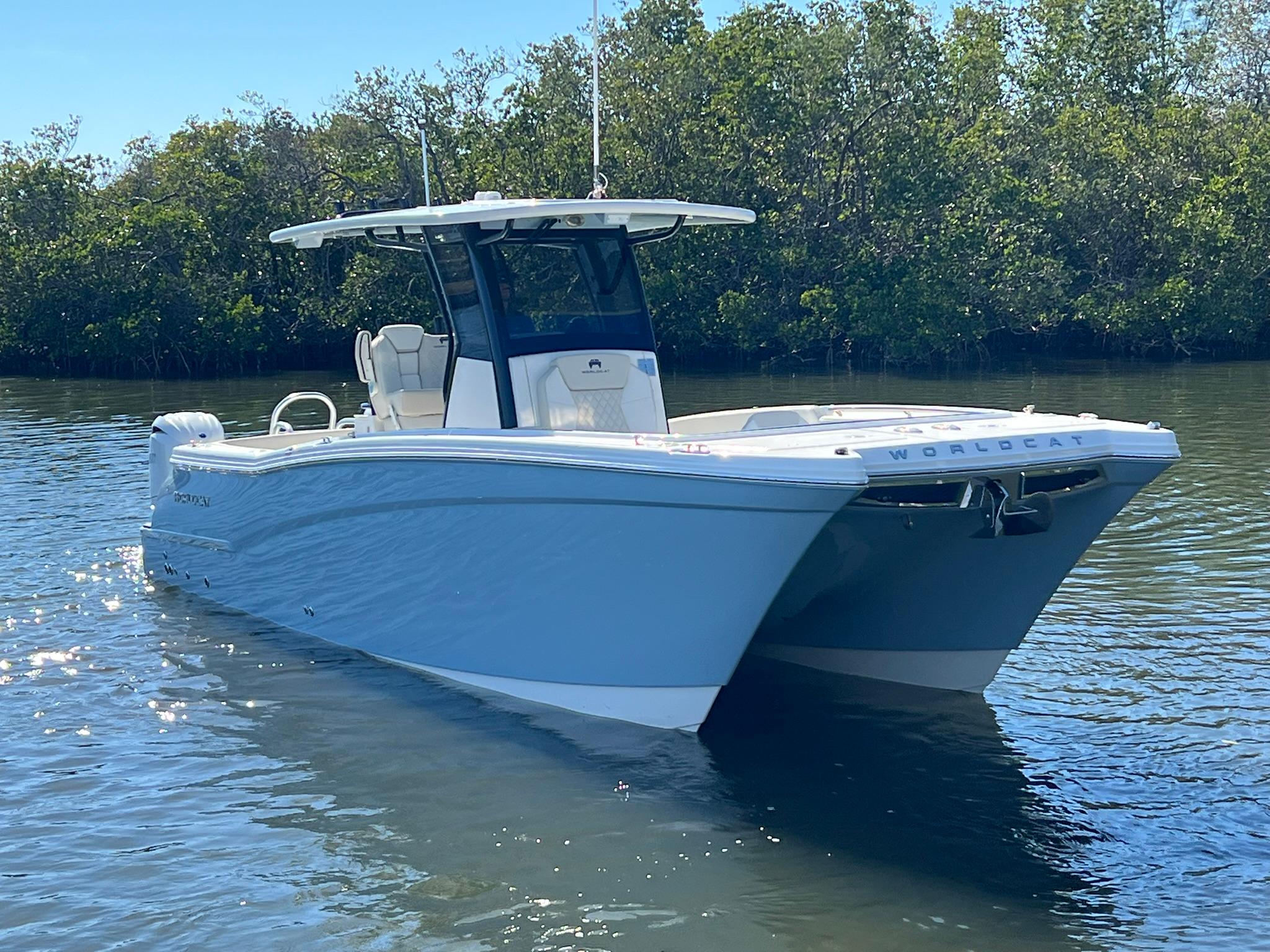 2025 World Cat 280 CC-X Power Catamaran for sale - YachtWorld