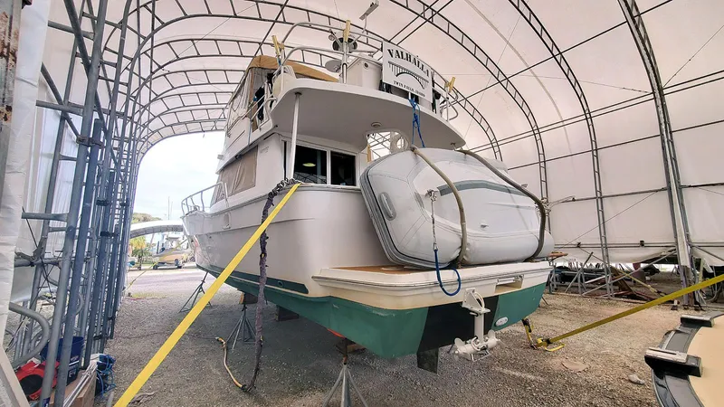 Val Halla Yacht Photos Pics Port Stern Profile