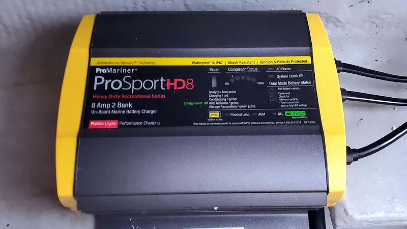 Val Halla Yacht Photos Pics Battery Charger