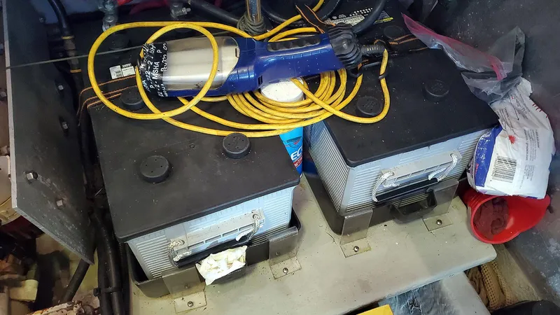 Val Halla Yacht Photos Pics Battery Bank 1 and 2