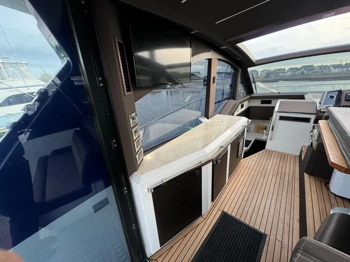  Yacht Photos Pics Interior of 2021 Galeon 425 HTS yacht with modern amenities and sleek design.