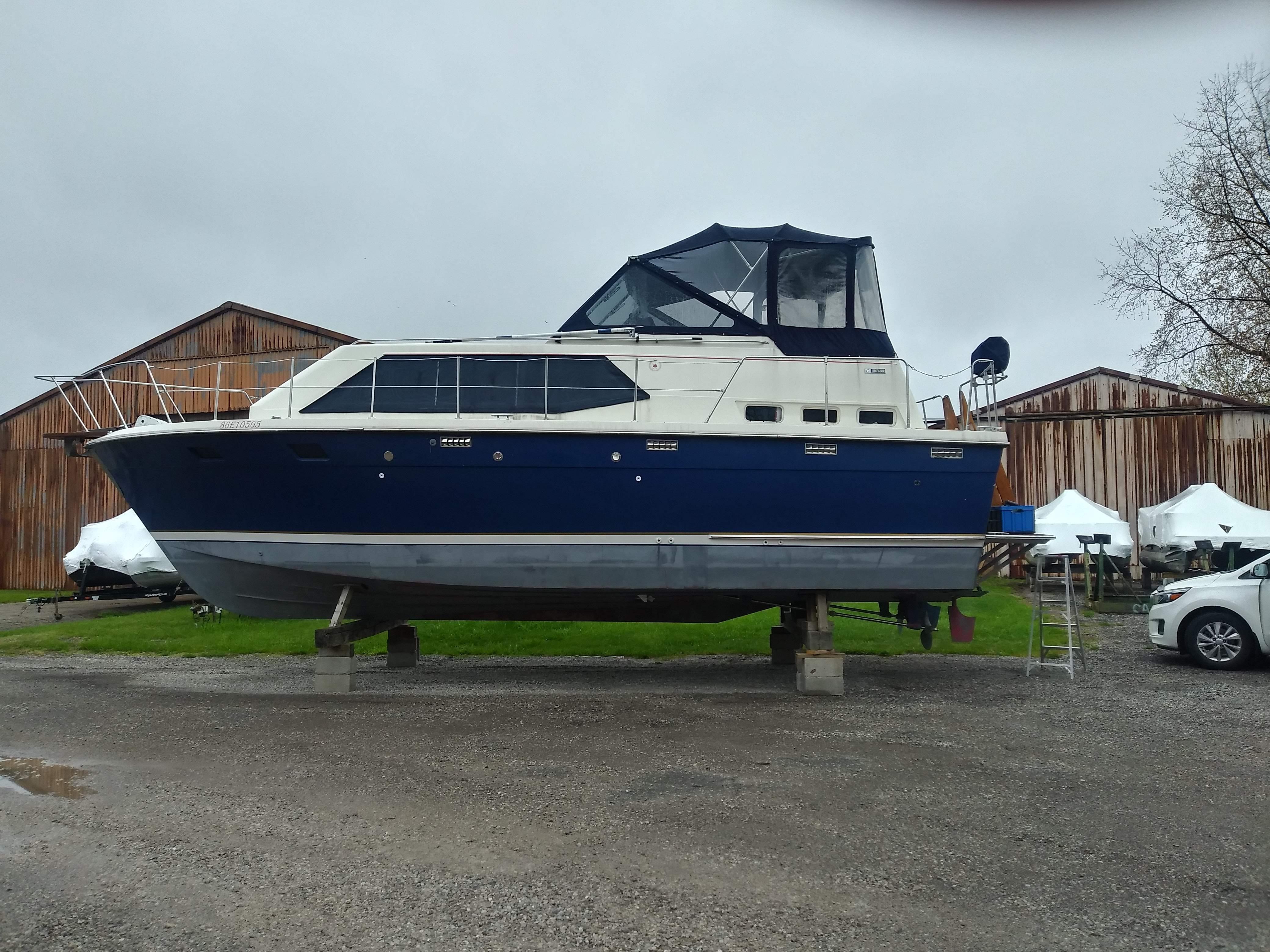 1977 Trojan 36 Tri Cabin Kruisers te koop- YachtWorld