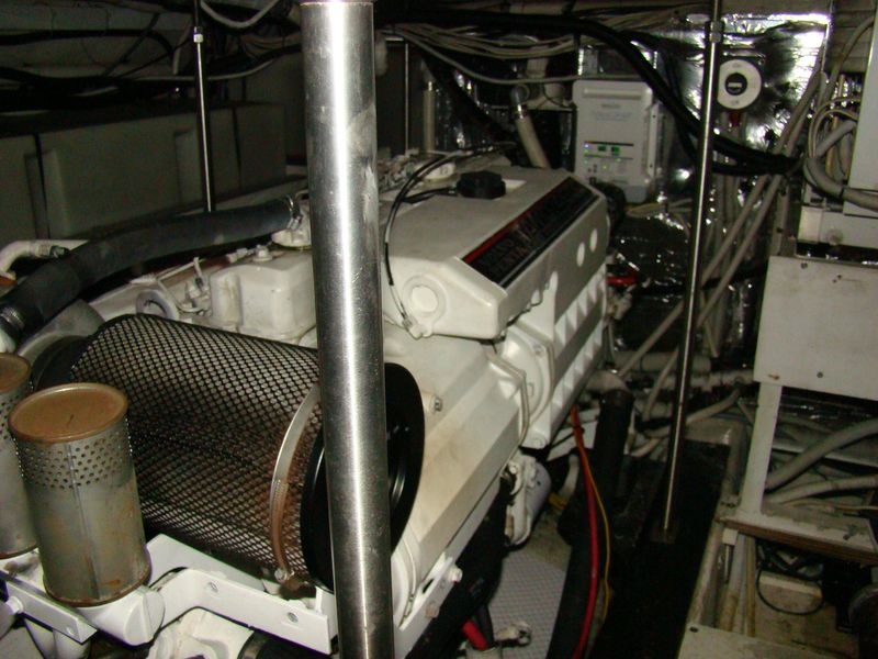 2002 Carver Voyager 530