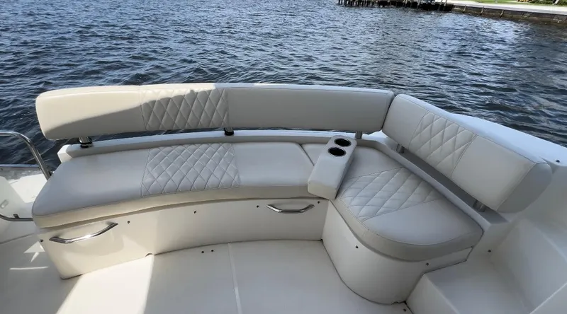 Seas The Day Yacht Photos Pics 2017 Carver - Cockpit