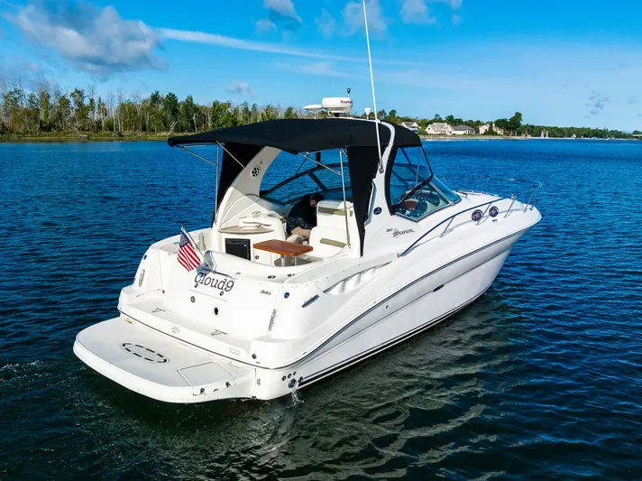 Cloud 9 Yacht Photos Pics 