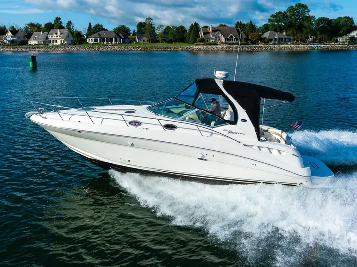 Cloud 9 Yacht Photos Pics 