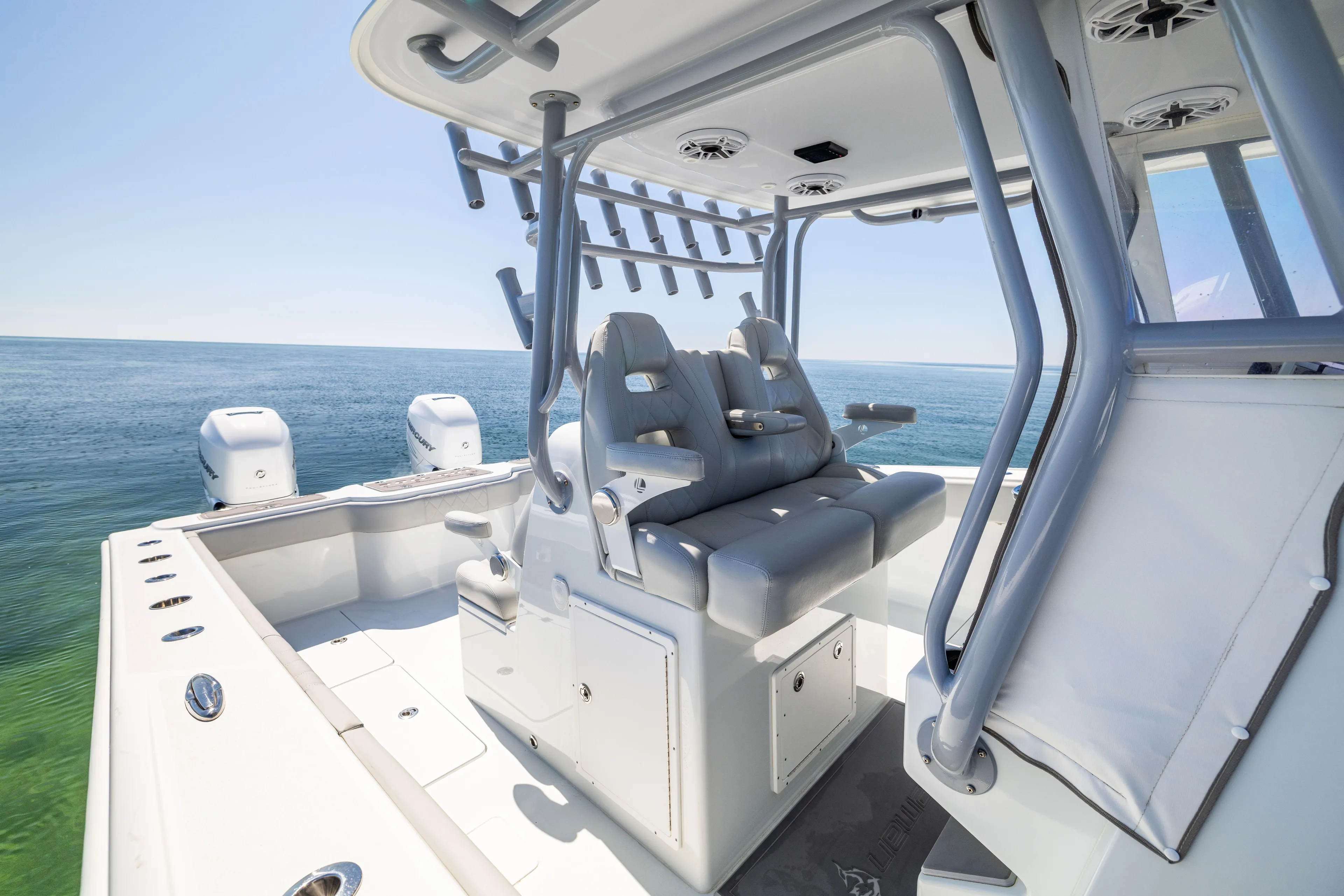  Yacht Photos Pics 2022 Freeman 34VH boat interior with seating and ocean view.