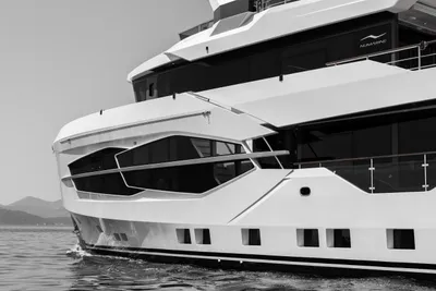 2025 Numarine 32XP