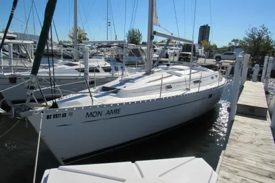 Beneteau 381