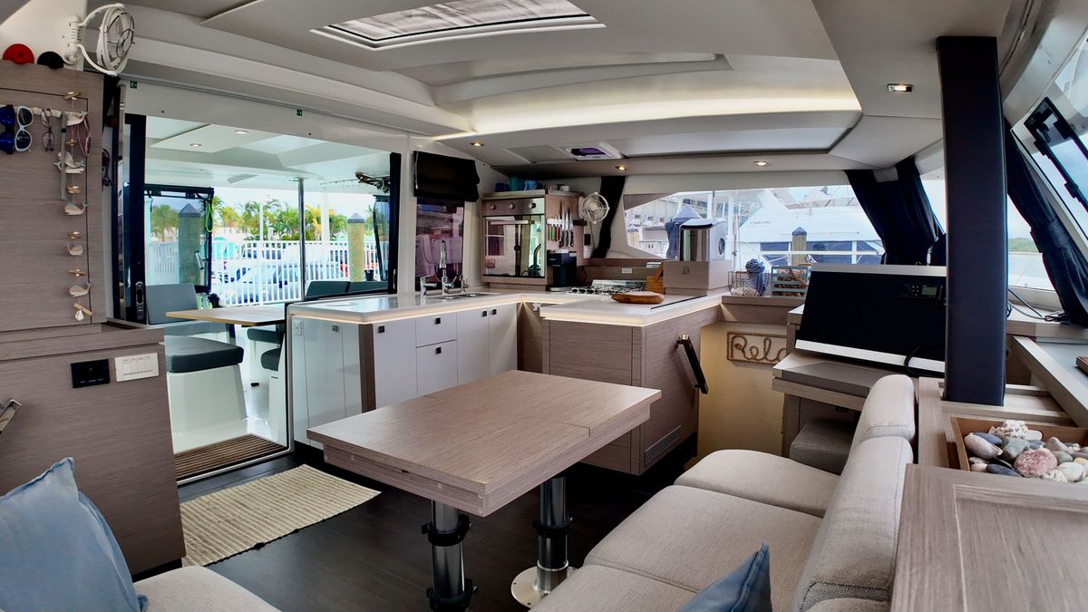 2022 Fountaine Pajot 42 