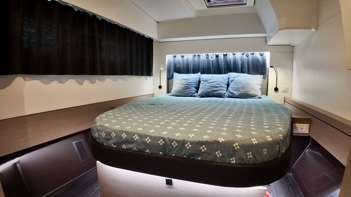 2022 Fountaine Pajot 42 