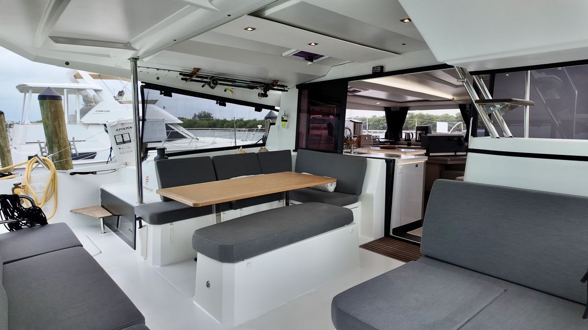 2022 Fountaine Pajot 42 