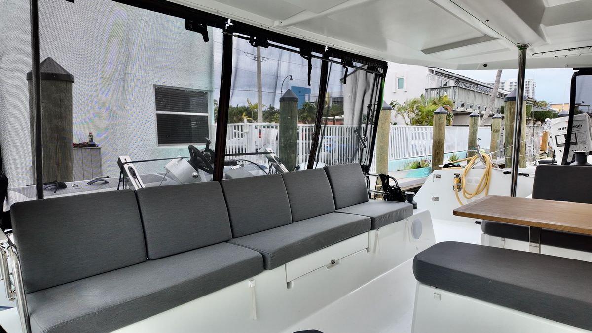 2022 Fountaine Pajot 42 